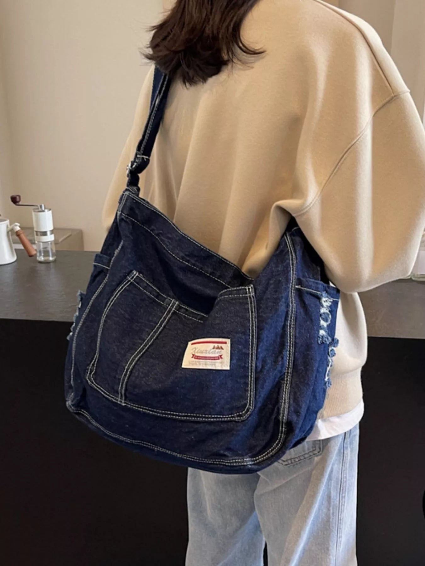 2b125d77-0f30-4dcb-9eeb-93048b54deb6-Max-Origin